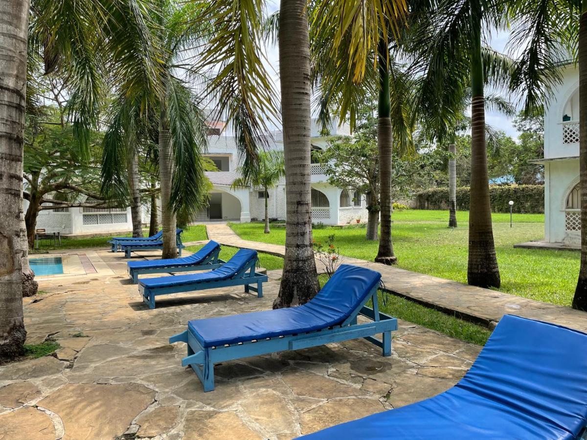 Royal Palms Apartment A4 Момбаса Экстерьер фото
